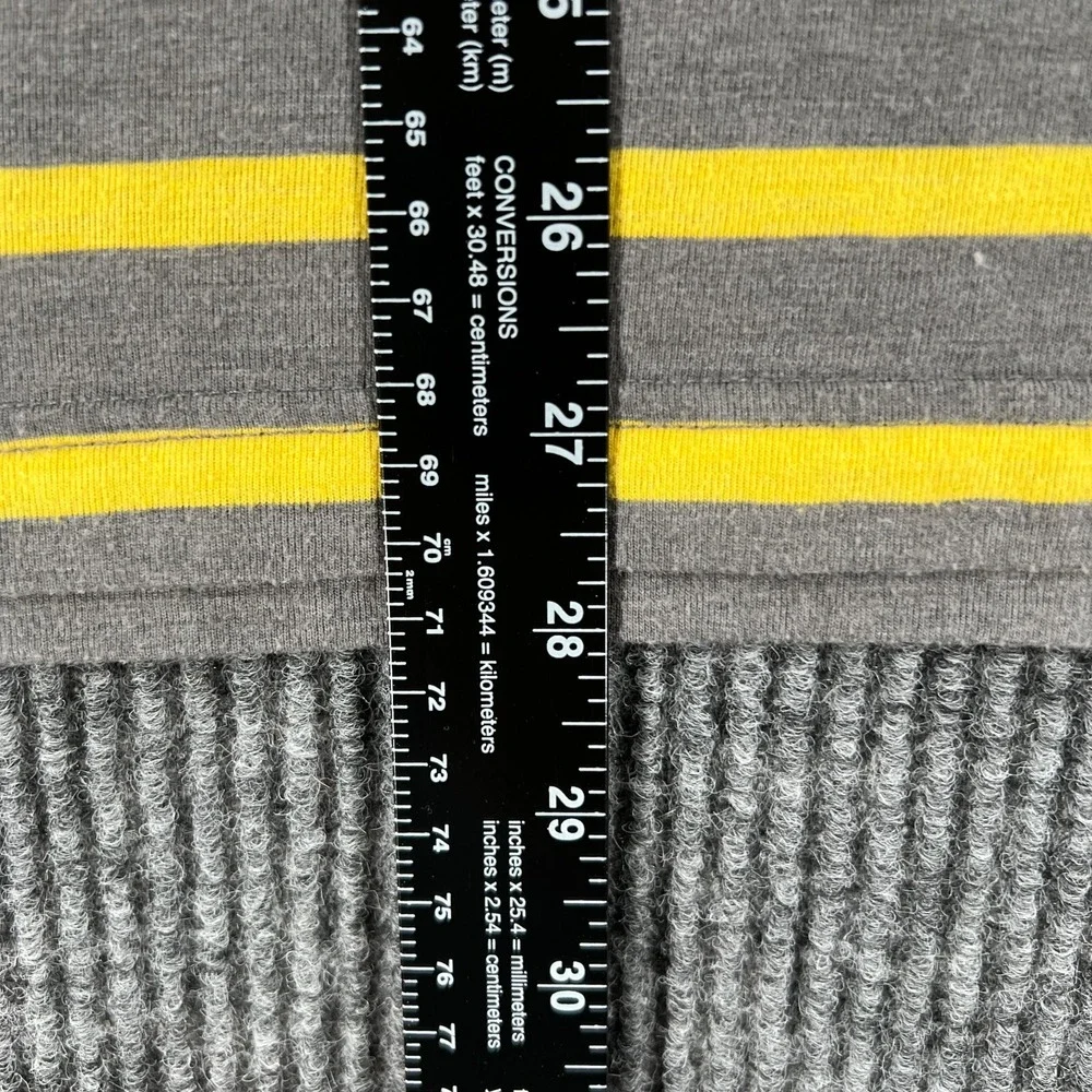 Banana Republic Mens Size Medium Gray‎ Yellow Striped Short Sleeve Polo Shirt